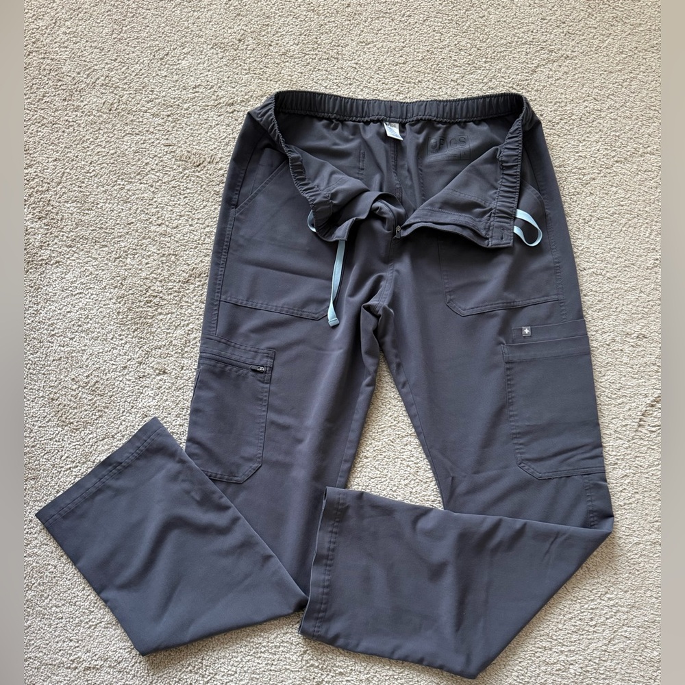 Figs Scrubs Technical Collection Gray Pants large